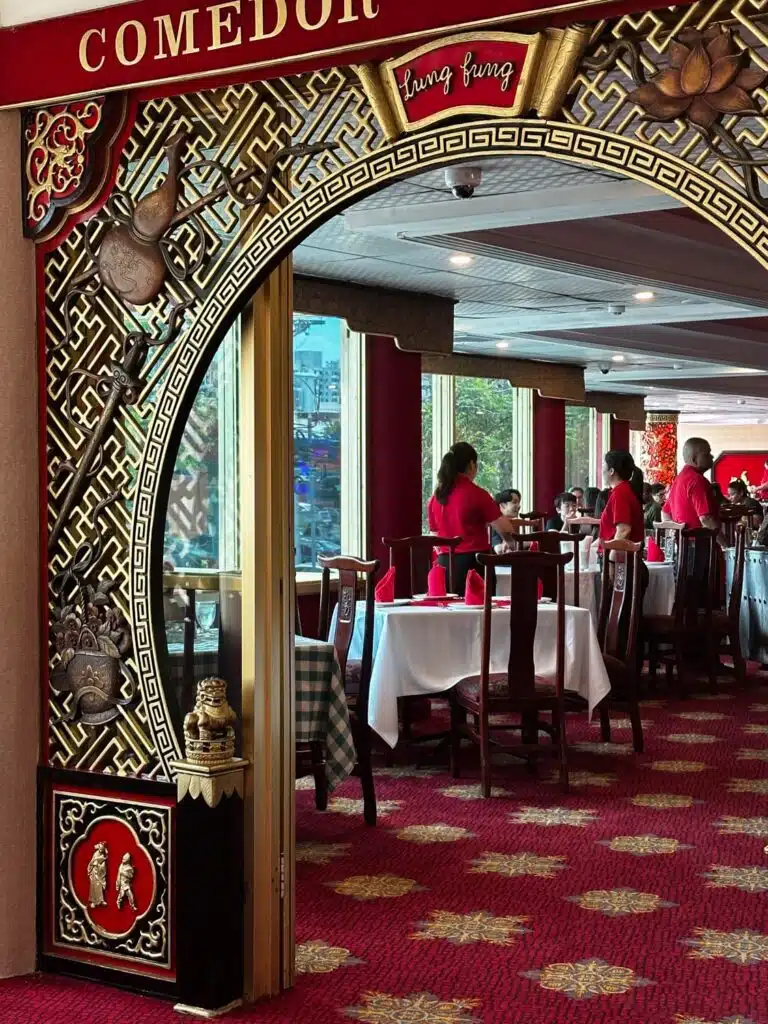 Entrance to dining hall of a Chinese restaurant serving dim sum
