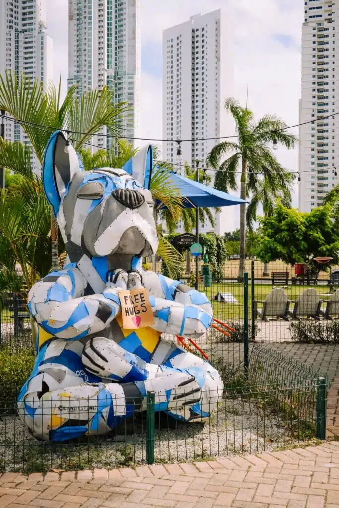 Statue of a dog at the front of a dog park in Costa del Este, Panama City