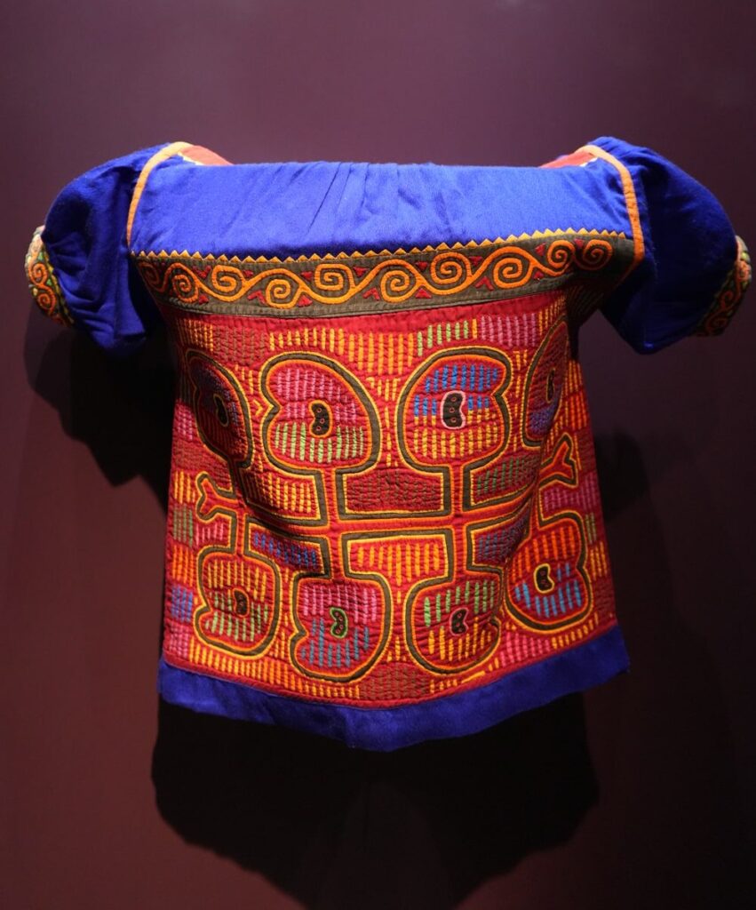 Mola-decorated shirt made and worn by Guna Yala community in Panama