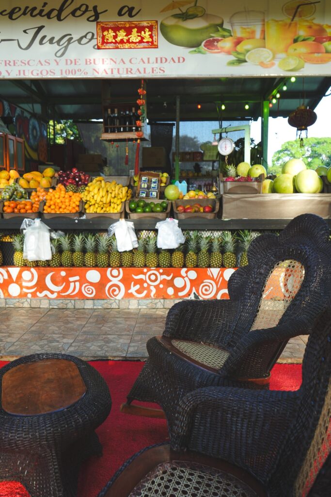juice shop in a parque Omar in Panama City