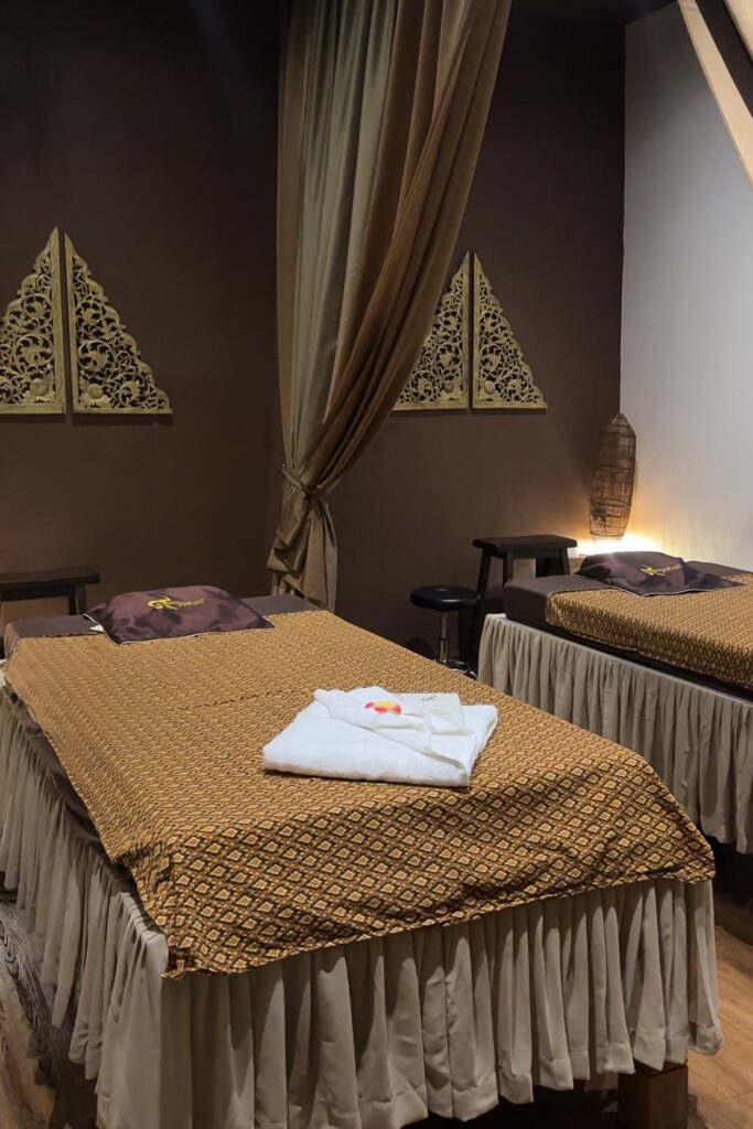 getting a massage is one of the best things to do in panama city